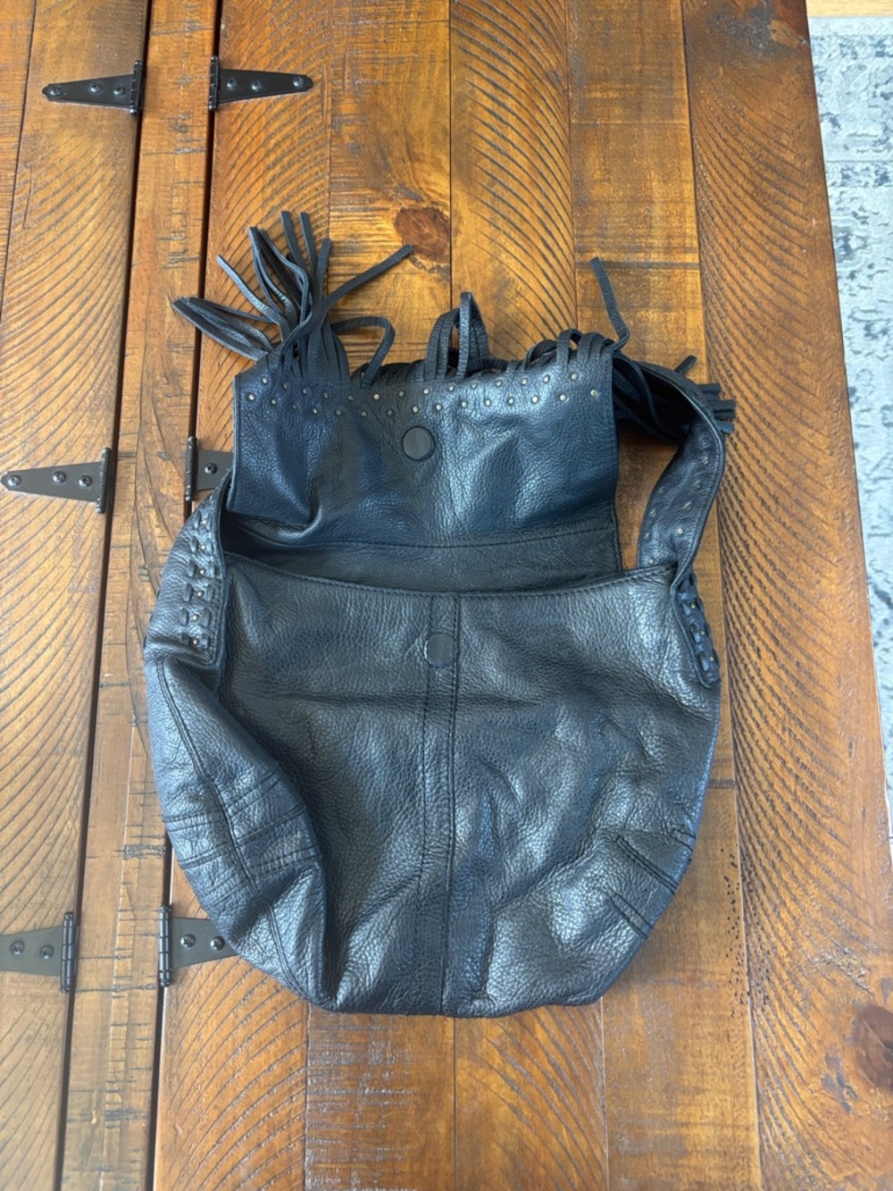 Gianni Bini Black Leather Fringe Shoulder Bag - Picture 3 of 5